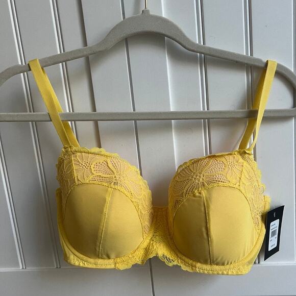 Fredericks of Hollywood Yellow Lace Karoline Bra‎ NWT - Picture 1 of 5